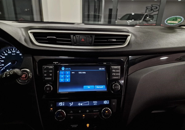 Nissan Qashqai cena 65900 przebieg: 105000, rok produkcji 2015 z Chodecz małe 436